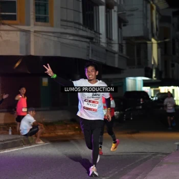 Runner Photo 7979422
