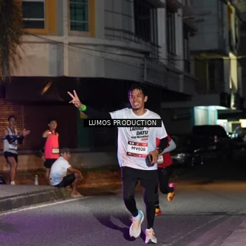 Runner Photo 7979423
