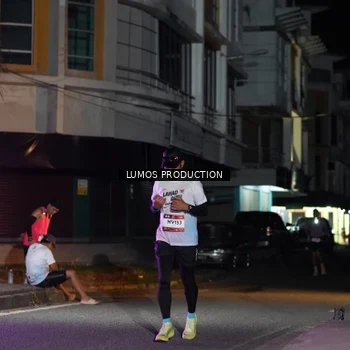 Runner Photo 7979485