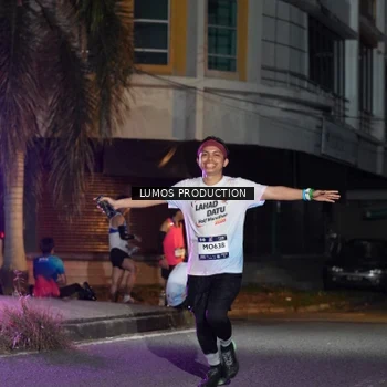 Runner Photo 7979641