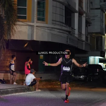 Runner Photo 7979683