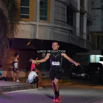 Runner Photo 7979699