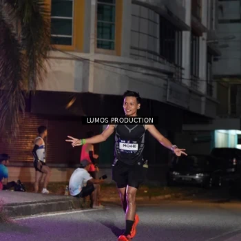 Runner Photo 7979705
