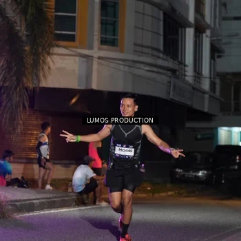 Runner Photo 7979706