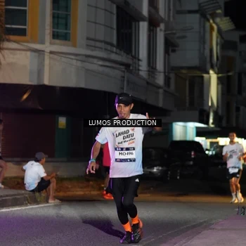 Runner Photo 7979729