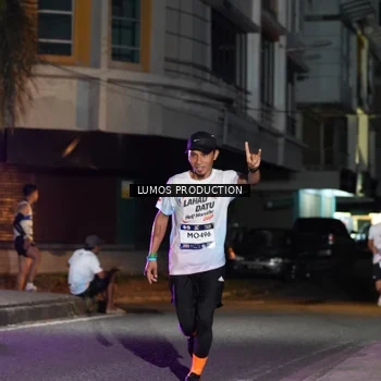 Runner Photo 7979733