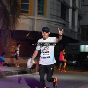 Runner Photo 7979745
