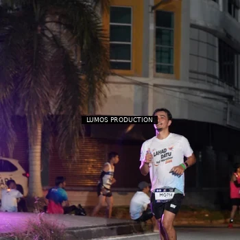 Runner Photo 7979763