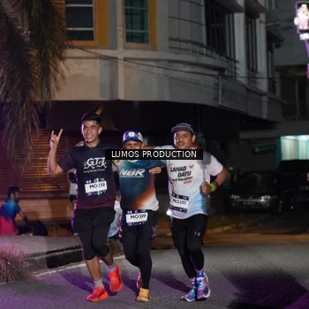 Runner Photo 7979817