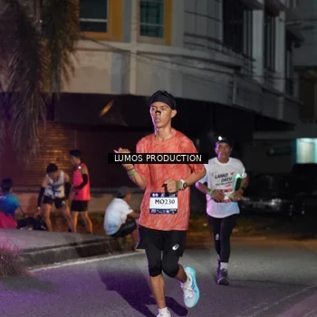 Runner Photo 7979833