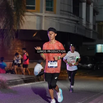Runner Photo 7979840
