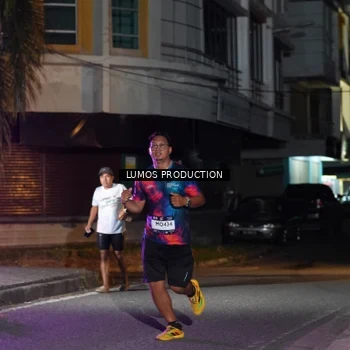 Runner Photo 7979873