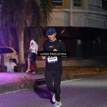 Runner Photo 7979903