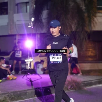 Runner Photo 7979915