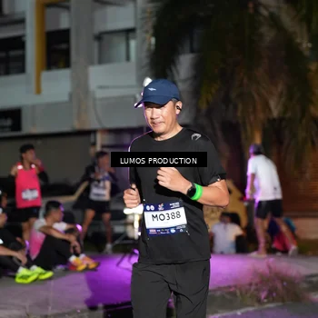 Runner Photo 7979919