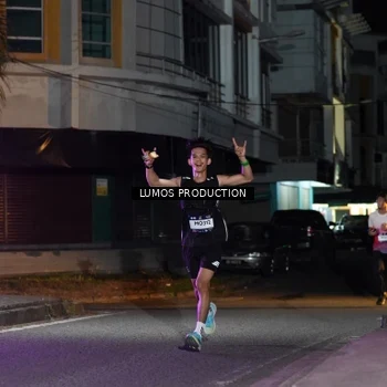 Runner Photo 7979976