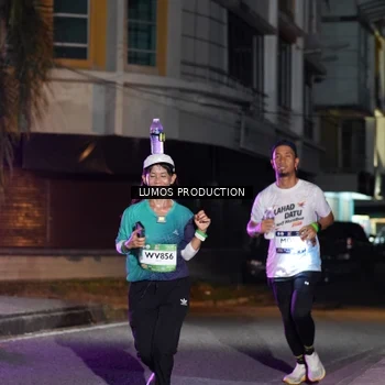 Runner Photo 7980077