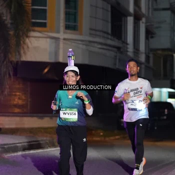 Runner Photo 7980078