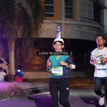Runner Photo 7980084
