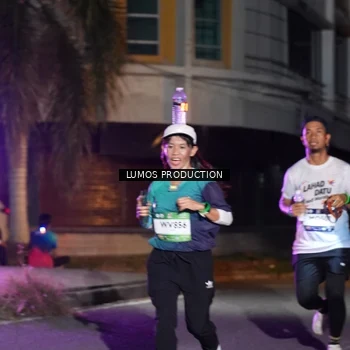 Runner Photo 7980087