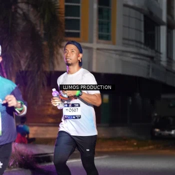 Runner Photo 7980091