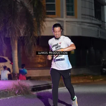 Runner Photo 7980138