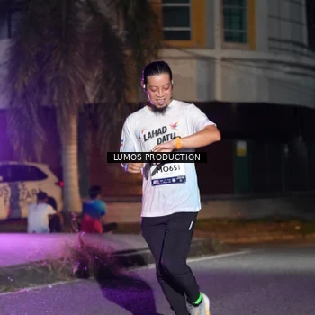 Runner Photo 7980139