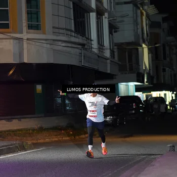 Runner Photo 7980344