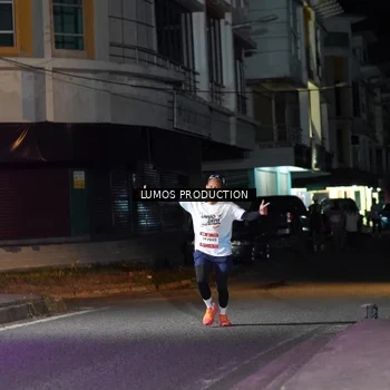 Runner Photo 7980345