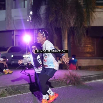 Runner Photo 7980398