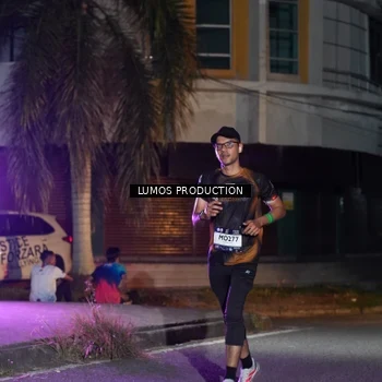 Runner Photo 7980491