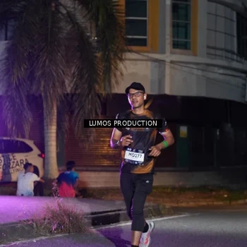 Runner Photo 7980495