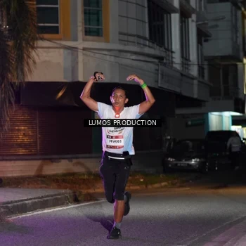 Runner Photo 7980513