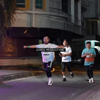Runner Photo 7980623