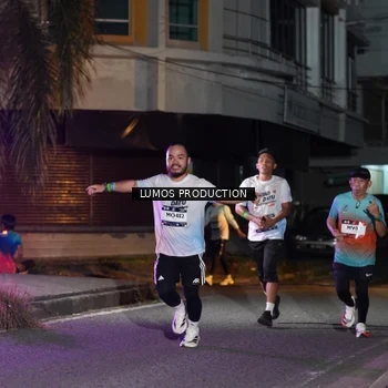 Runner Photo 7980629
