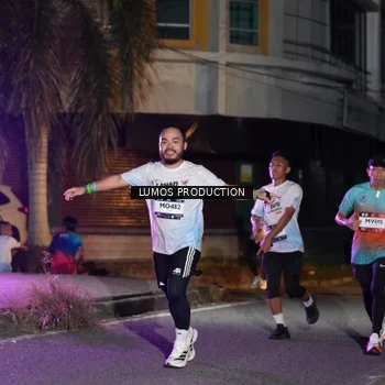 Runner Photo 7980640