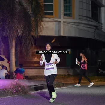 Runner Photo 7980768
