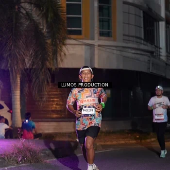 Runner Photo 7980849