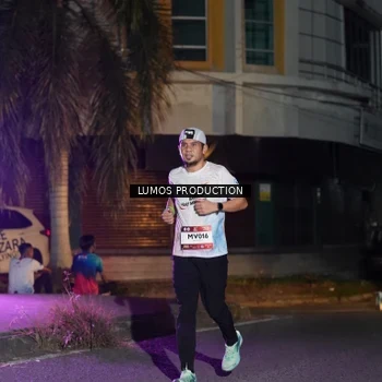 Runner Photo 7980863