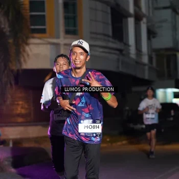 Runner Photo 7981011
