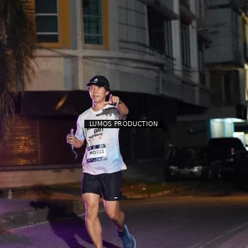 Runner Photo 7981019