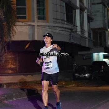 Runner Photo 7981021