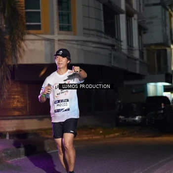 Runner Photo 7981022