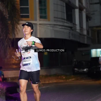 Runner Photo 7981035