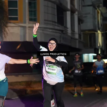 Runner Photo 7981142