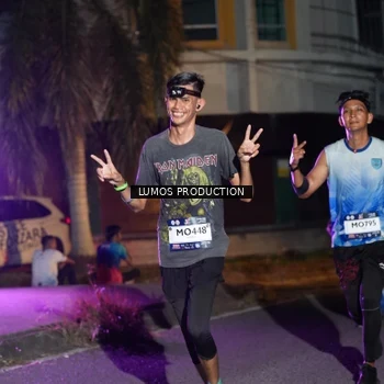 Runner Photo 7981192