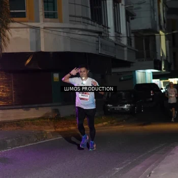 Runner Photo 7981275