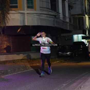 Runner Photo 7981284