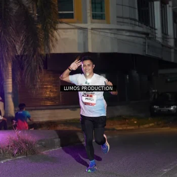 Runner Photo 7981290