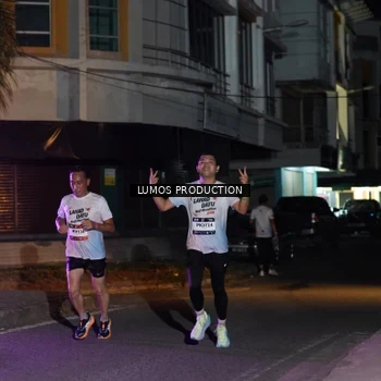 Runner Photo 7981352